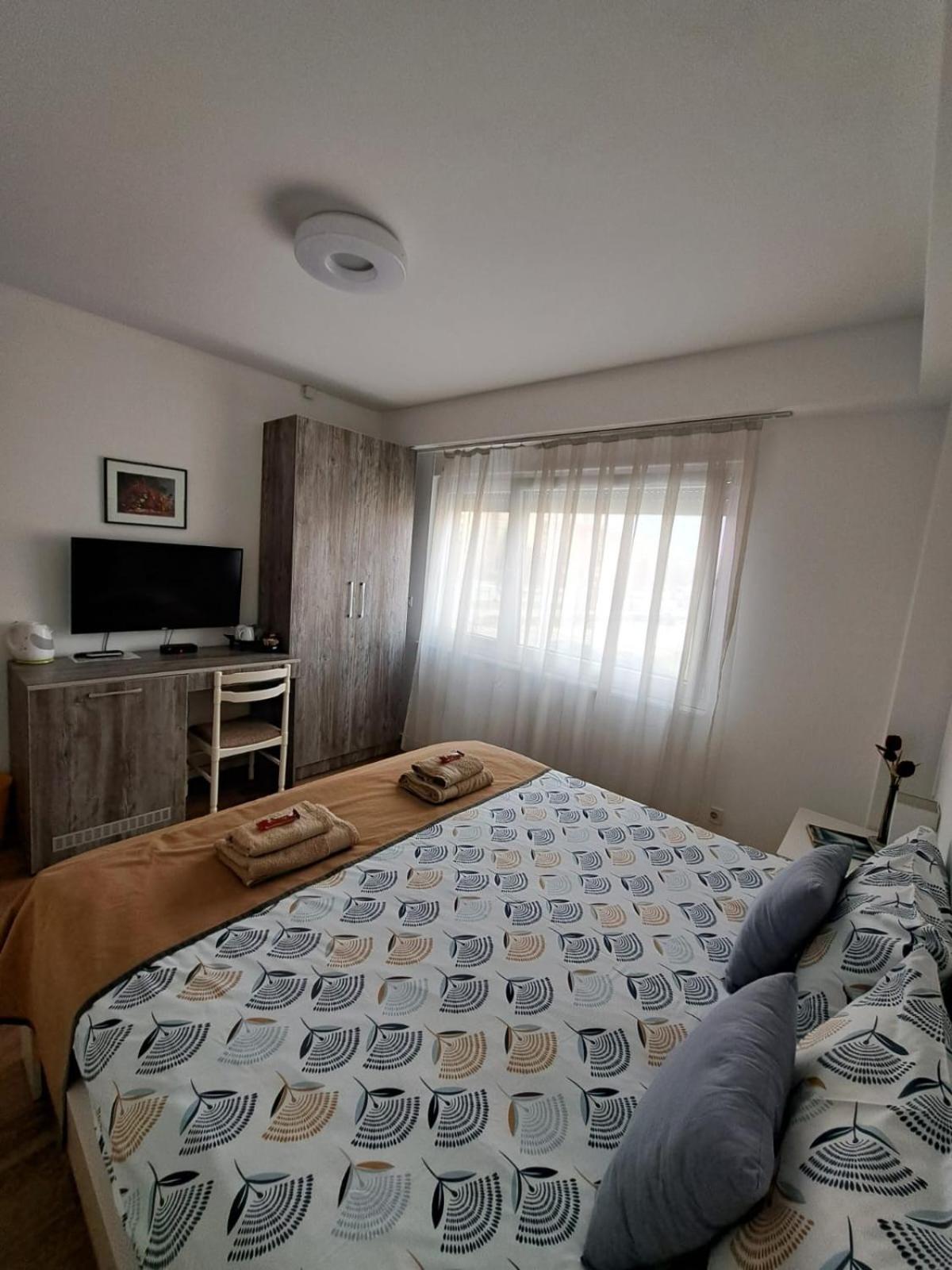 Foxxy Luxury Apartments スコピエ エクステリア 写真