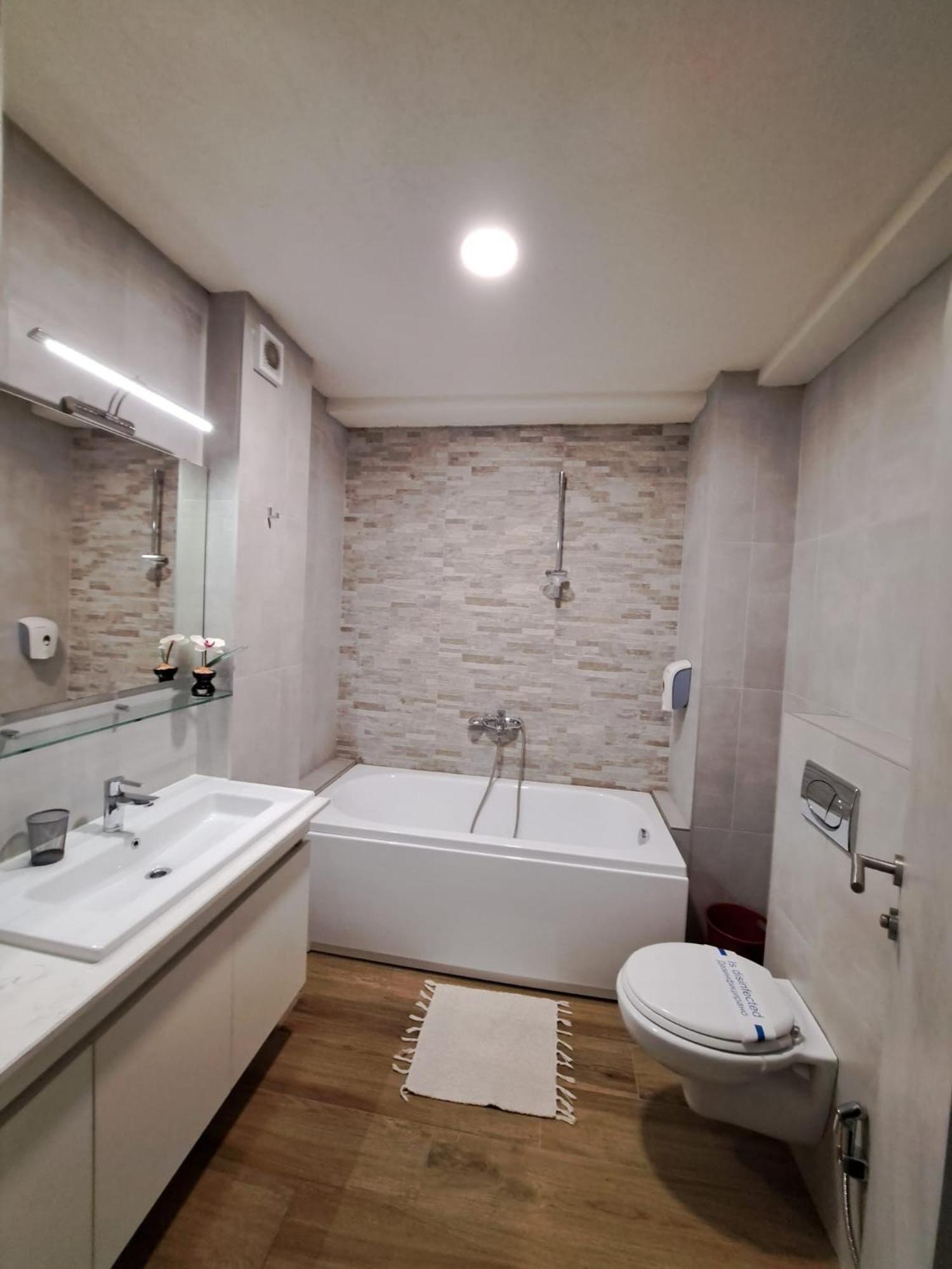 Foxxy Luxury Apartments スコピエ エクステリア 写真