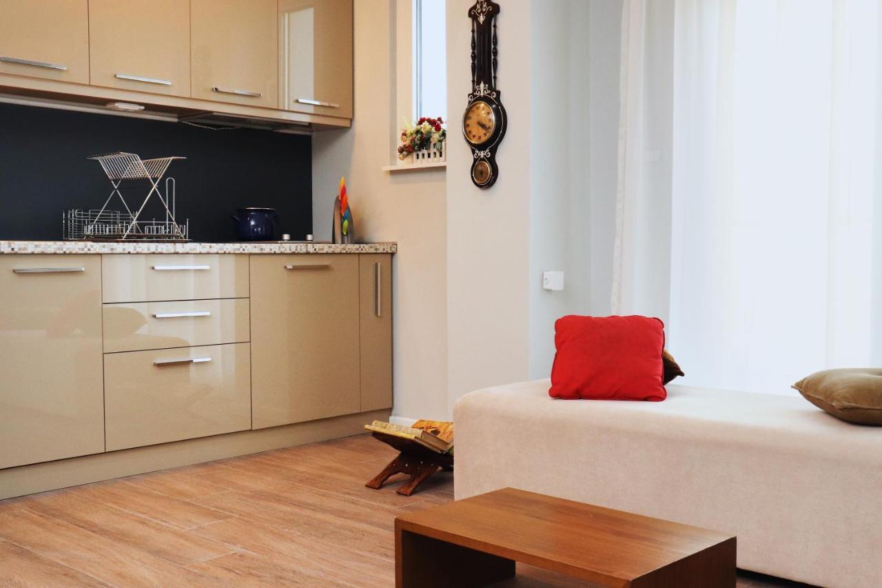Foxxy Luxury Apartments スコピエ エクステリア 写真